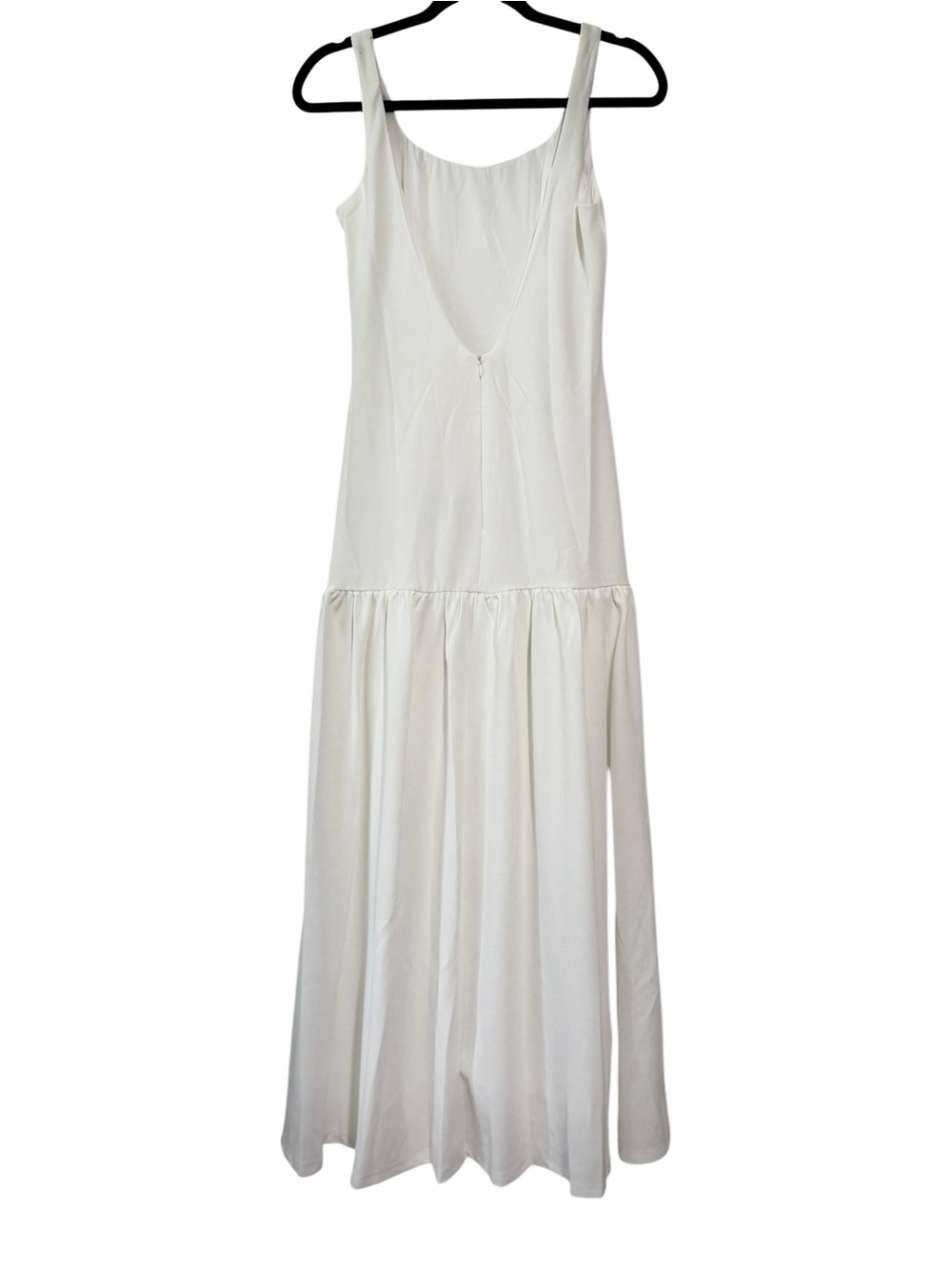 Classic White Drop Waist Maxi Dress with Scoop Neck and Low Back - Picture 9 of 11